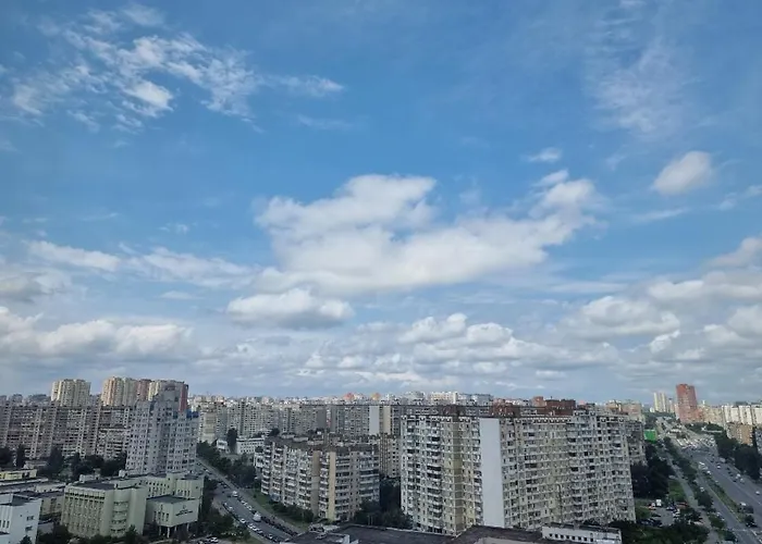 Квартира Метро Харківська, Позняки Жк Лебединий