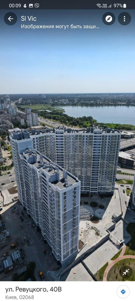 квартира метро харківська, позняки жк лебединий Apartment Kyiv