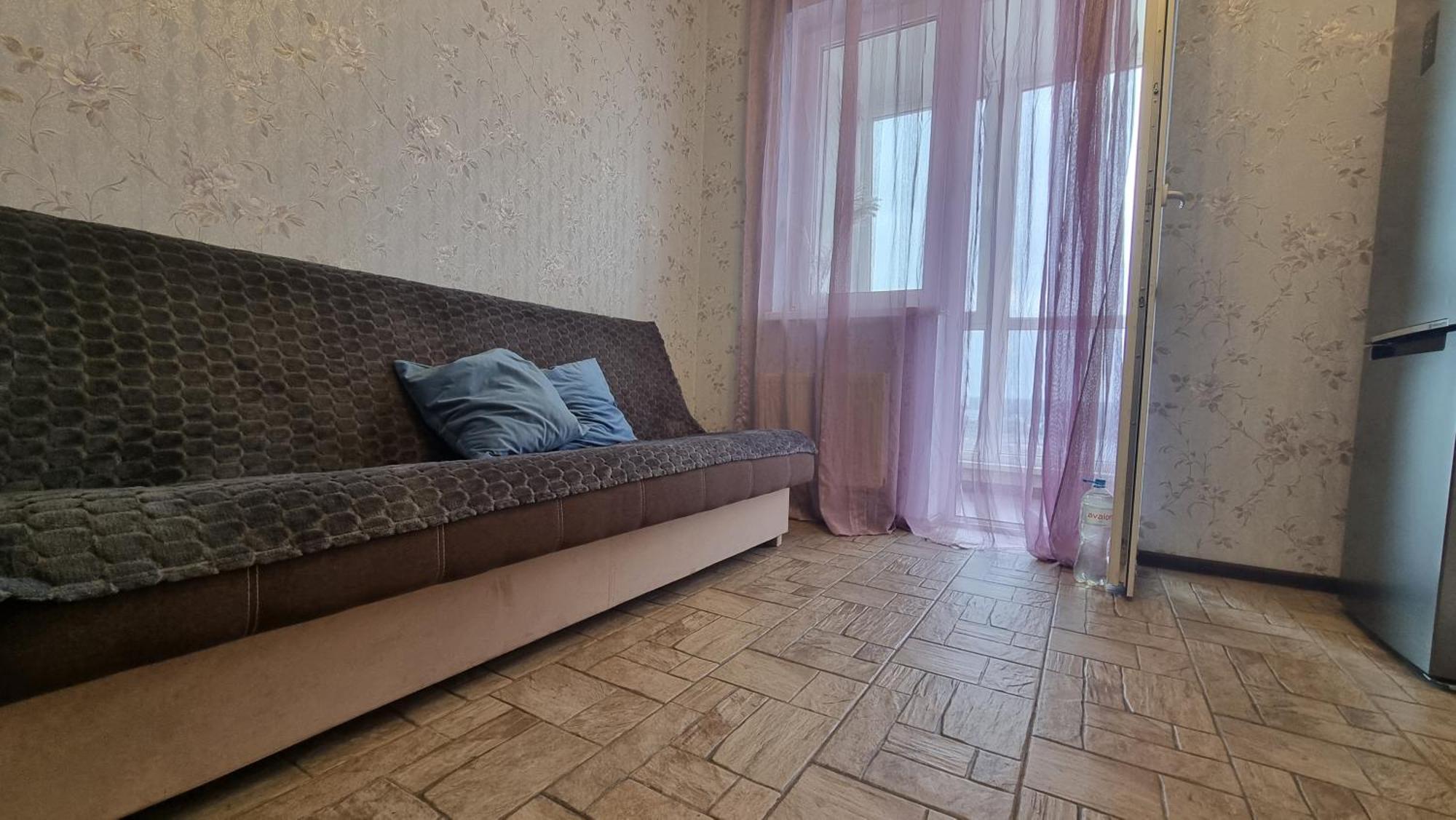 квартира метро харківська, позняки жк лебединий Апартаменты *